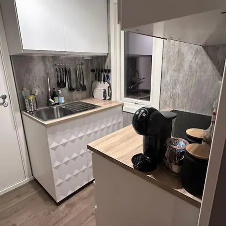 Quiet And Cozy Apartment *